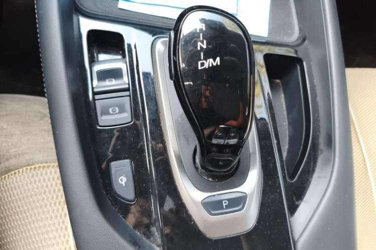 Used Haval F7x 2019 2.0T Two-Wheel Drive Intelligent Technology Edition Gear Lever