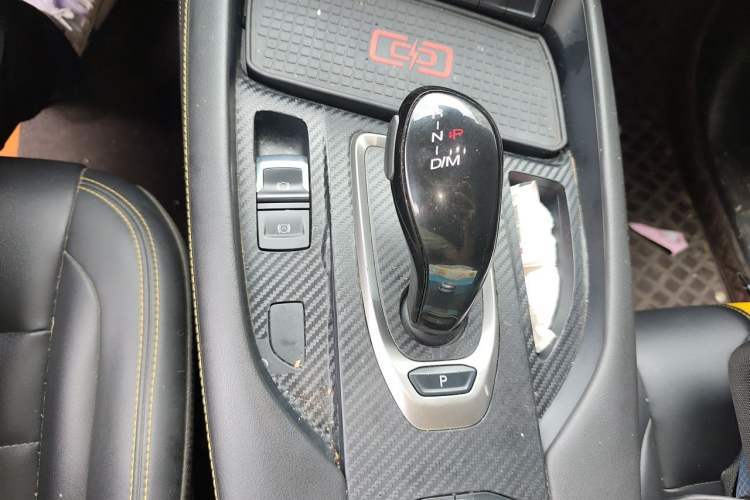Used Haval F7x 2019 1.5T Two-Wheel Drive Smart & Trendy Edition Gear Lever