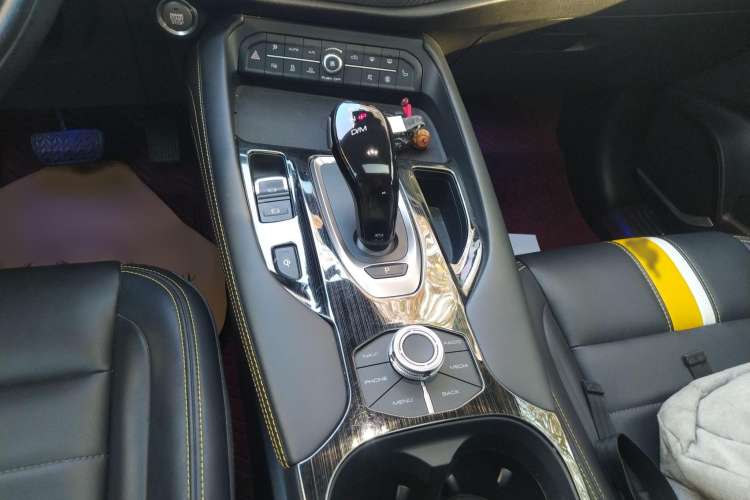 Used Haval F7x 2019 2.0T Two-Wheel Drive Intelligent Technology Edition Gear Lever