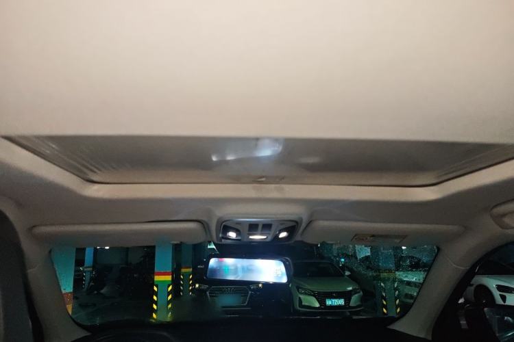 Used Haval F7x 2019 2.0T Two-Wheel Drive Smart & Stylish Play Edition Headliner