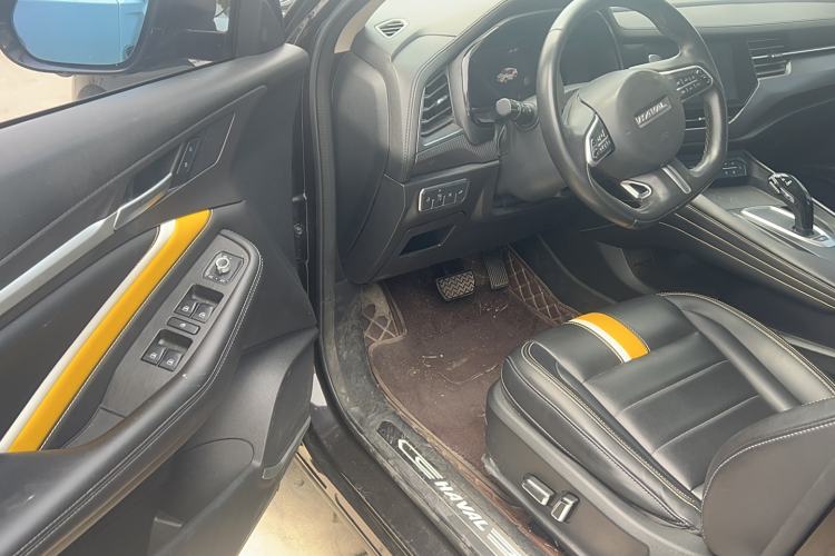 Used Haval F7x 2019 2.0T Two-Wheel Drive Intelligent Technology Edition Interior 2