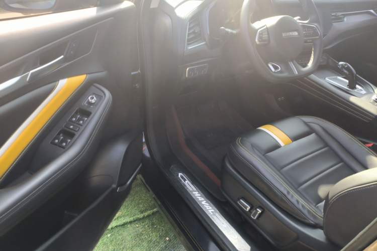 Used Haval F7x 2019 1.5T Two-Wheel Drive Smart & Trendy Edition Interior 3