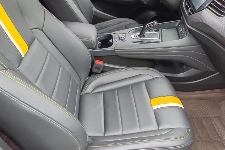Used Haval F7x 2019 1.5T Two-Wheel Drive Smart & Trendy Edition Interior 3