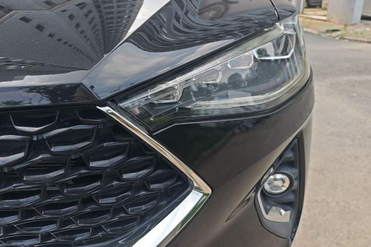 Used Haval F7x 2019 2.0T Two-Wheel Drive Intelligent Technology Edition Left Front Headlight