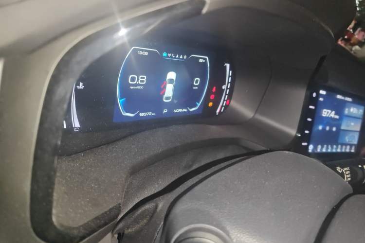 Used Haval F7x 2019 1.5T Two-Wheel Drive Smart & Trendy Edition Odometer Close Up