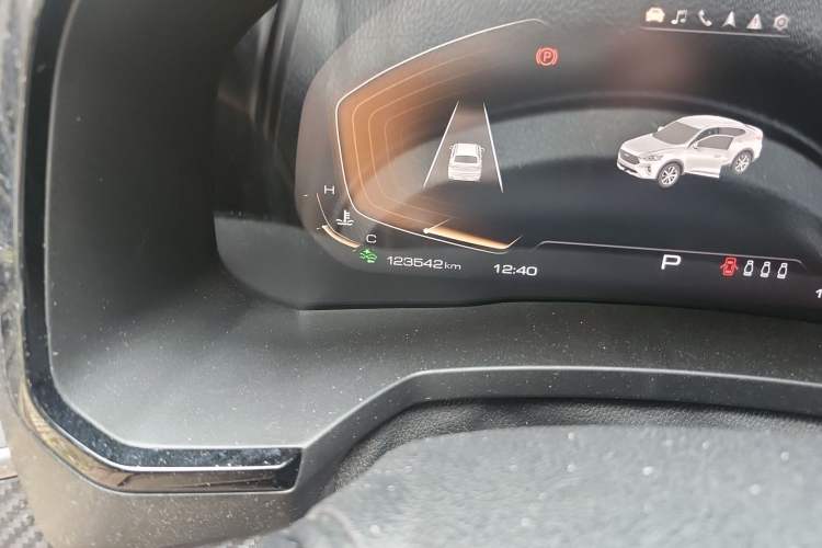 Used Haval F7x 2019 2.0T Four-Wheel Drive Intelligent Sport Edition Odometer Close Up