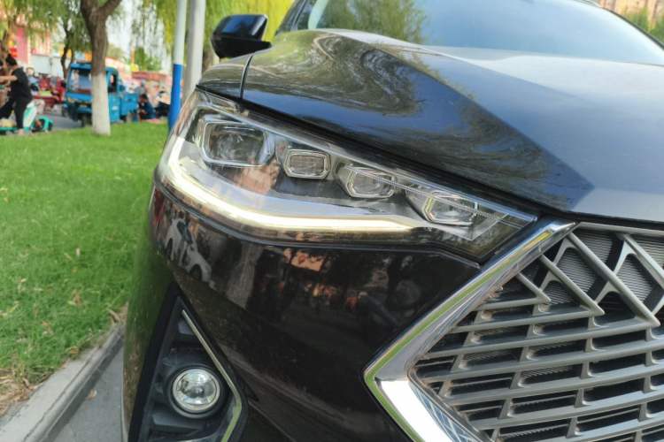 Used Haval F7x 2019 2.0T Two-Wheel Drive Intelligent Technology Edition Right Front Headlight
