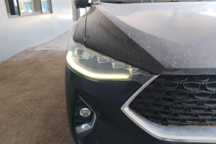 Used Haval F7x 2019 2.0T Four-Wheel Drive Intelligent Sport Edition Right Front Headlight