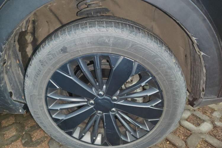 Used Haval F7x 2019 1.5T Two-Wheel Drive Smart & Trendy Edition Right Front Wheel Hub