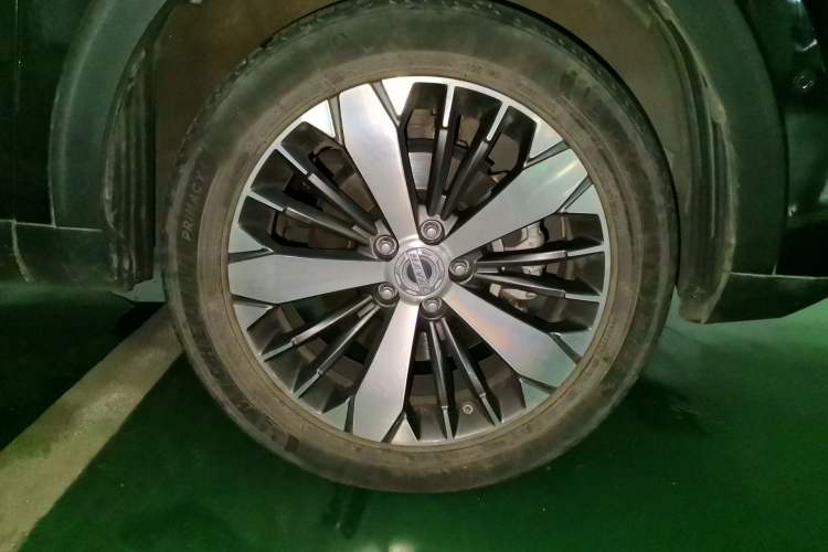 Used Haval F7x 2019 1.5T Two-Wheel Drive Intelligent Technology Edition Right Front Wheel Hub