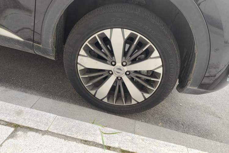 Used Haval F7x 2019 1.5T Two-Wheel Drive Intelligent Technology Edition Right Front Wheel Hub