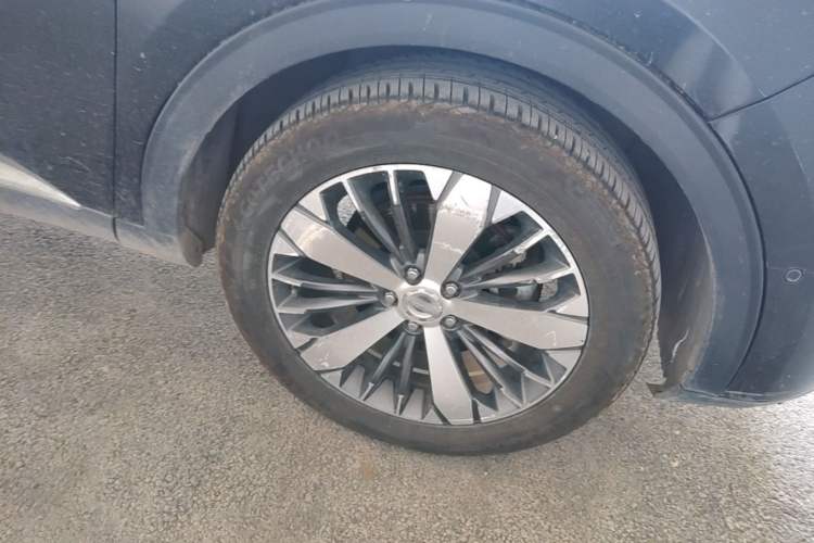 Used Haval F7x 2019 2.0T Four-Wheel Drive Intelligent Sport Edition Right Front Wheel Hub