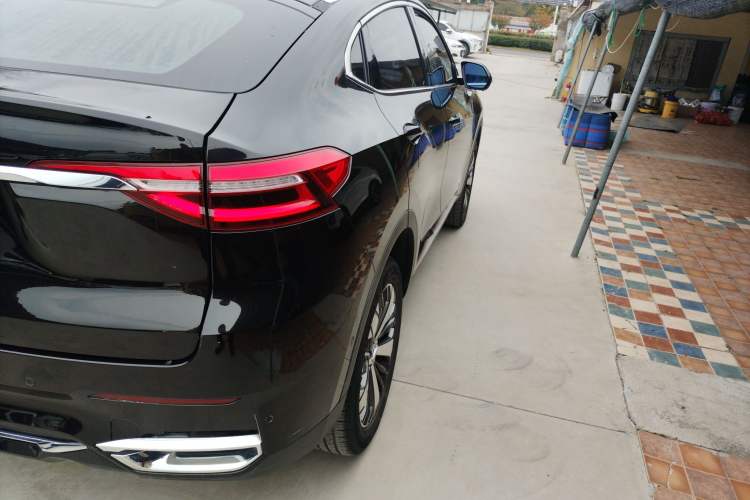 Used Haval F7x 2019 2.0T Two-Wheel Drive Intelligent Technology Edition Right Rear Taillight