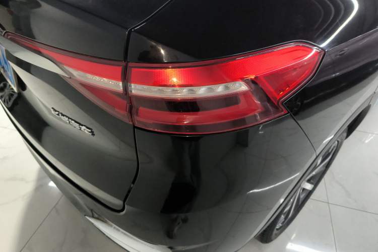 Used Haval F7x 2019 1.5T Two-Wheel Drive Smart & Trendy Edition Right Rear Taillight