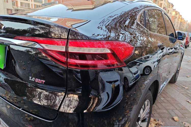 Used Haval F7x 2019 2.0T Two-Wheel Drive Intelligent Technology Edition Right Rear Taillight