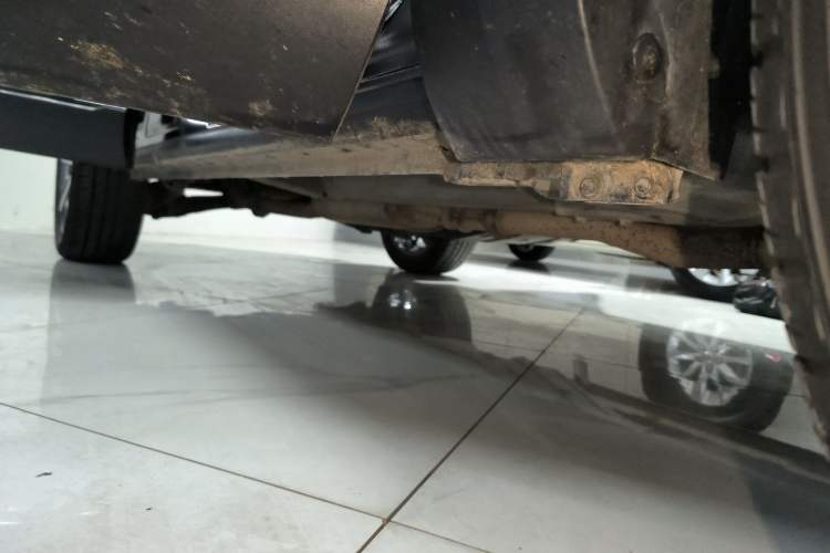 Used Haval F7x 2019 1.5T Two-Wheel Drive Smart & Trendy Edition Right Side Sill