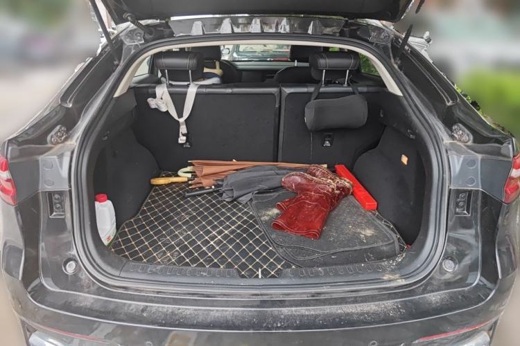 Used Haval F7x 2019 2.0T Two-Wheel Drive Intelligent Technology Edition Trunk