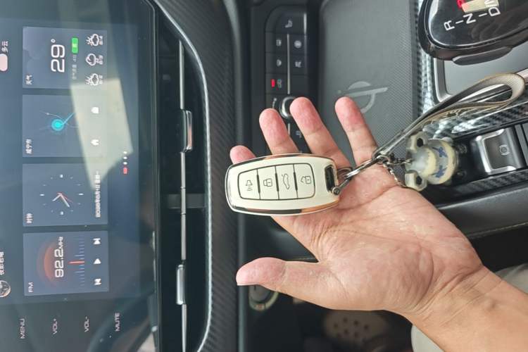 Used Haval F7x 2019 2.0T Two-Wheel Drive Intelligent Technology Edition Vehicle Key