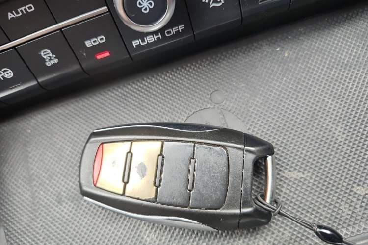 Used Haval F7x 2019 2.0T Four-Wheel Drive Intelligent Sport Edition Vehicle Key