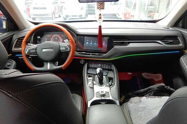 Used Haval F7x 2019 1.5T Two-Wheel Drive Intelligent Technology Edition Center Console
