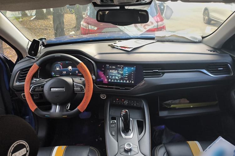 Used Haval F7x 2019 2.0T Two-Wheel Drive Intelligent Technology Edition Center Console