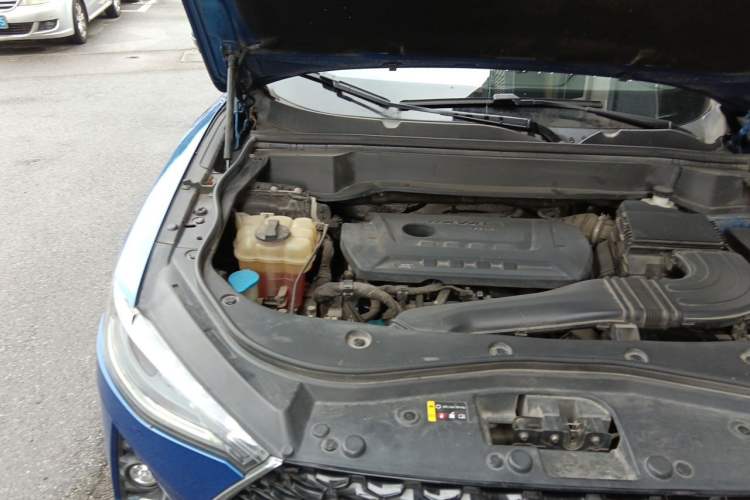 Used Haval F7x 2019 2.0T Four-Wheel Drive Intelligent Sport Edition Engine Bay Right