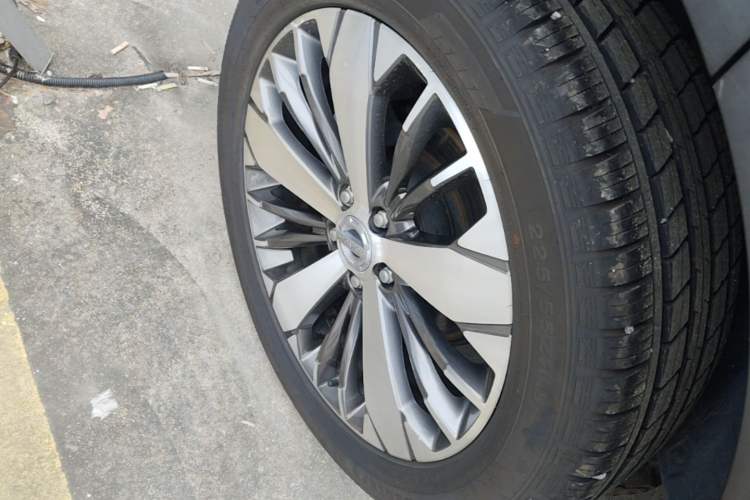 Used Haval F7x 2019 2.0T Four-Wheel Drive Intelligent Sport Edition Right Rear Wheel Hub