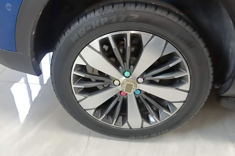 Used Haval F7x 2019 1.5T Two-Wheel Drive Intelligent Technology Edition Right Rear Wheel Hub