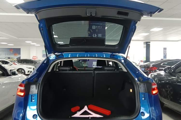 Used Haval F7x 2019 1.5T Two-Wheel Drive Intelligent Technology Edition Trunk