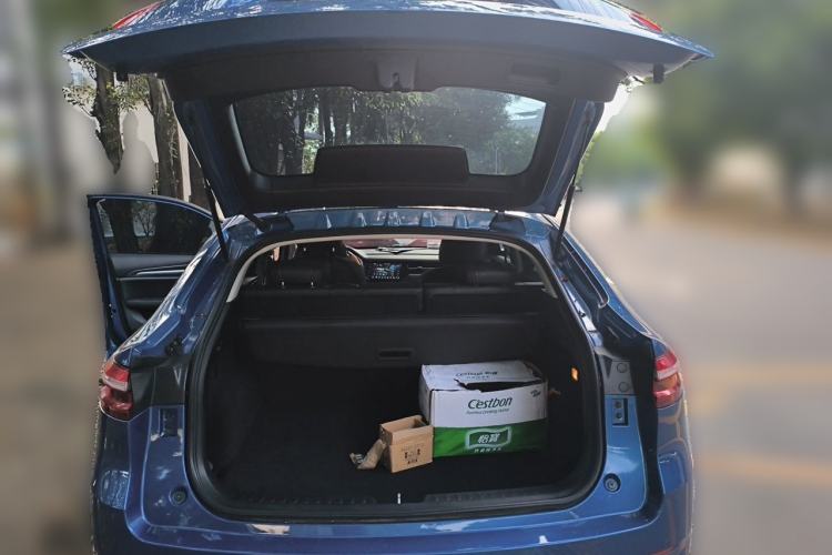 Used Haval F7x 2019 2.0T Two-Wheel Drive Intelligent Technology Edition Trunk