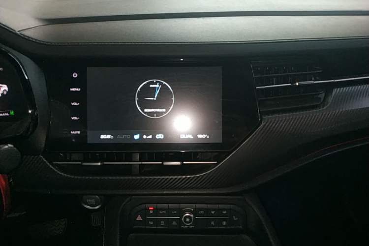 Used Haval F7x 2019 2.0T Two-Wheel Drive Intelligent Technology Edition Audio And AC Panel