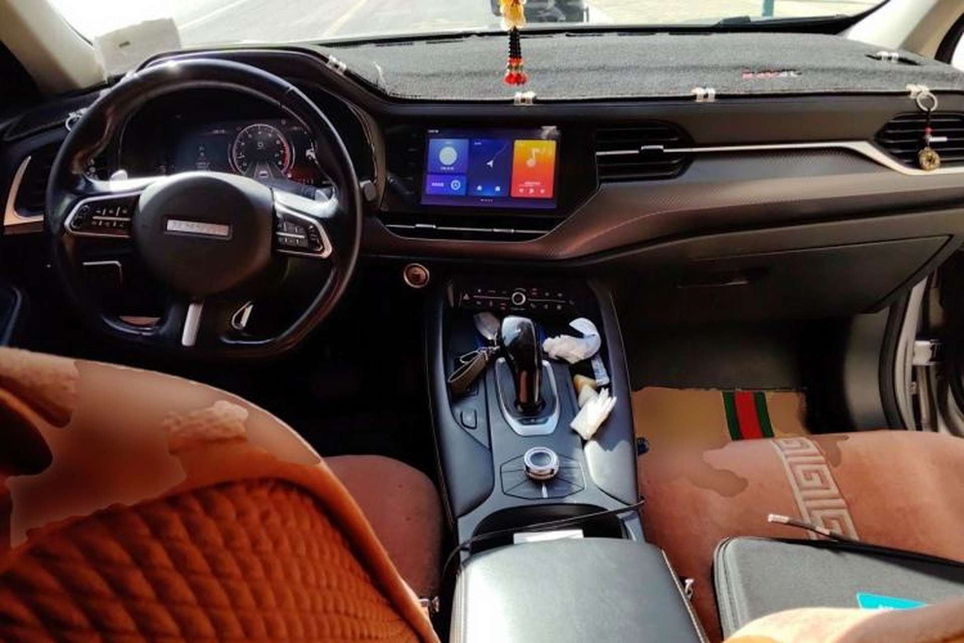 Used Haval F7x 2019 2.0T Four-Wheel Drive Intelligent Sport Edition Center Console