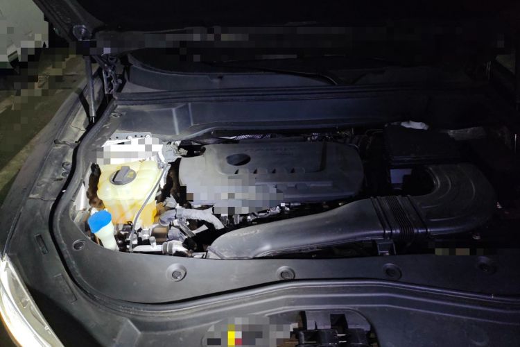 Used Haval F7x 2019 2.0T Four-Wheel Drive Intelligent Sport Edition Engine Bay Right