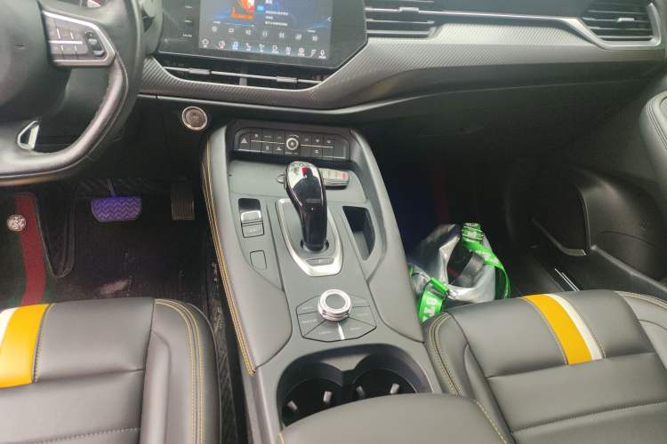 Used Haval F7x 2019 1.5T Two-Wheel Drive Smart & Trendy Edition Gear Lever