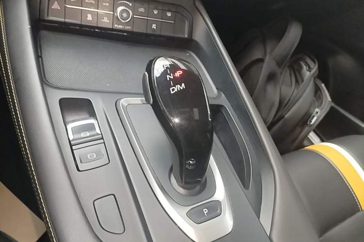 Used Haval F7x 2019 1.5T Two-Wheel Drive Smart & Trendy Edition Gear Lever