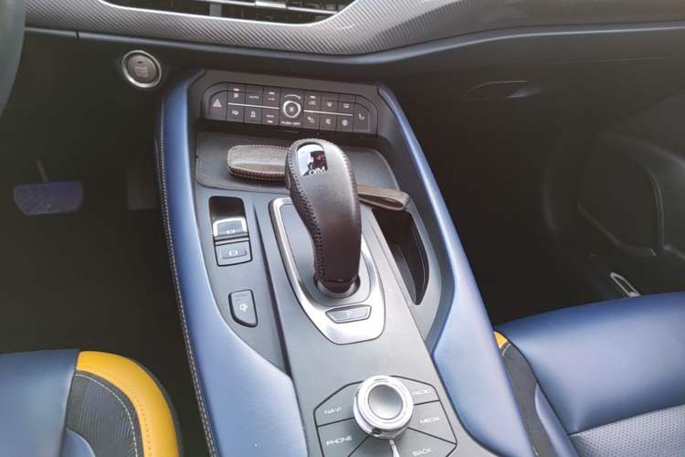 Used Haval F7x 2019 2.0T Four-Wheel Drive Performance Edition Gear Lever