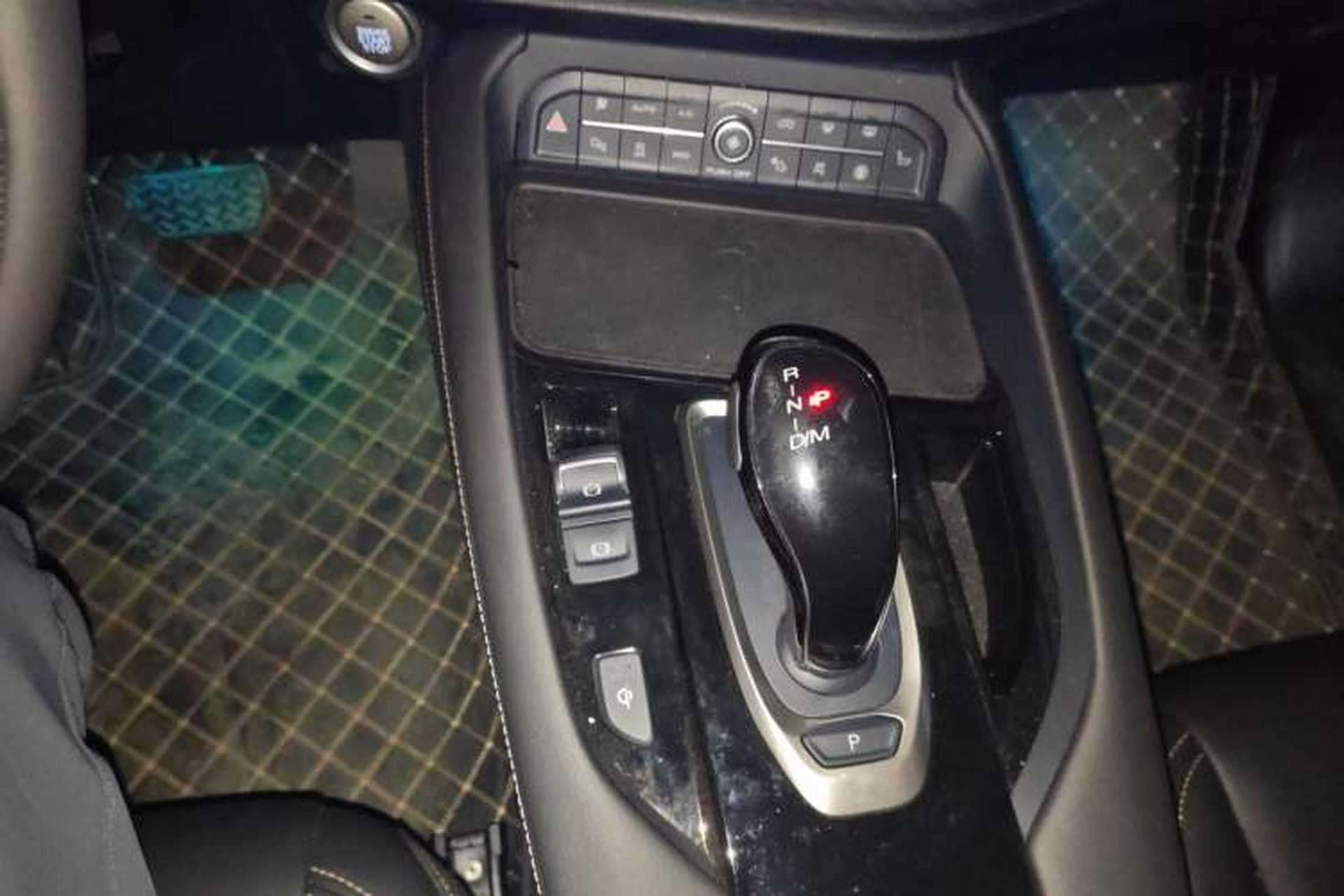 Used Haval F7x 2019 2.0T Four-Wheel Drive Intelligent Sport Edition Gear Lever