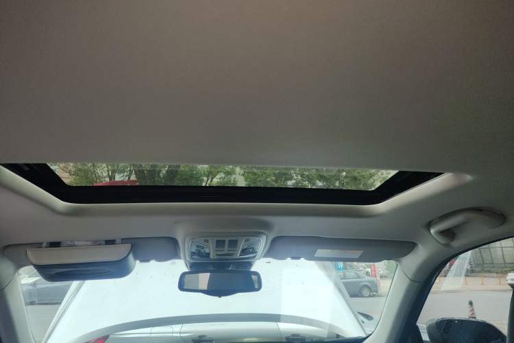 Used Haval F7x 2019 1.5T Two-Wheel Drive Smart & Trendy Edition Headliner