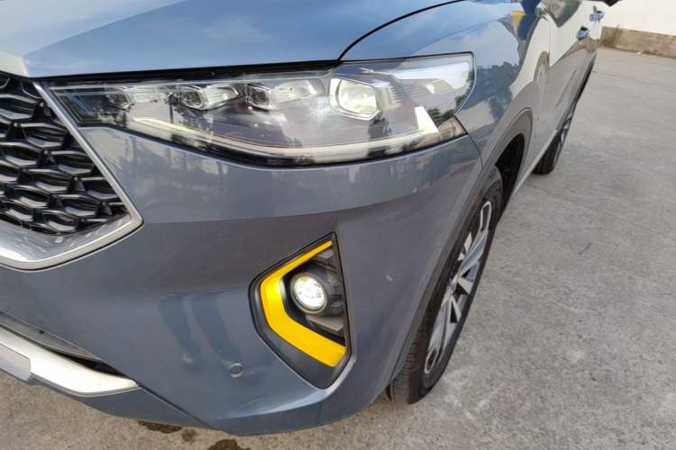 Used Haval F7x 2019 2.0T Four-Wheel Drive Performance Edition Left Front Headlight