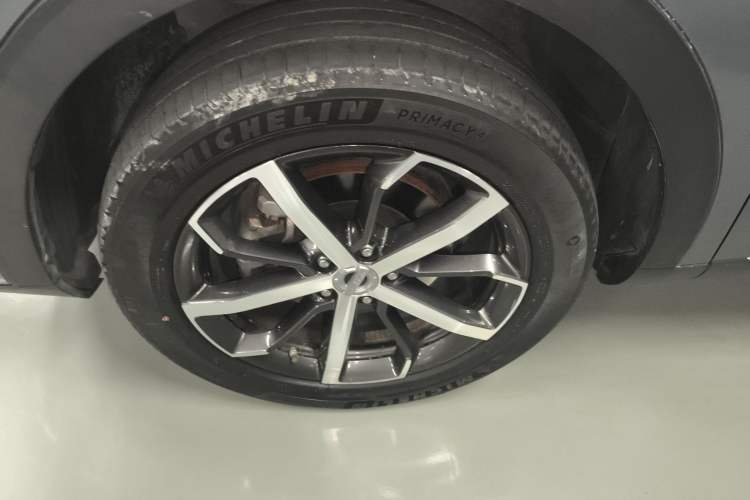 Used Haval F7x 2019 2.0T Four-Wheel Drive Performance Edition Left Front Wheel Hub