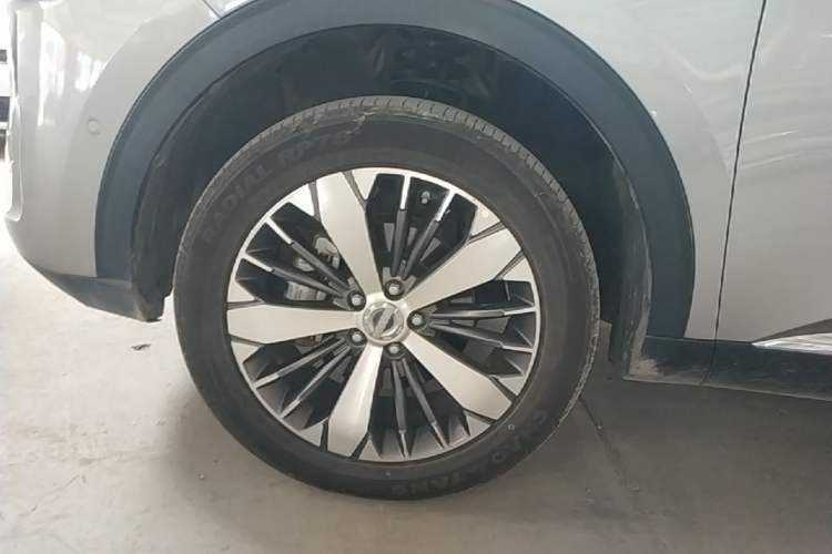 Used Haval F7x 2019 2.0T Two-Wheel Drive Intelligent Technology Edition Left Front Wheel Hub