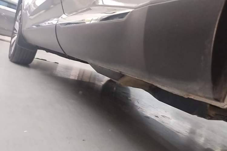 Used Haval F7x 2019 1.5T Two-Wheel Drive Smart & Trendy Edition Left Side Sill