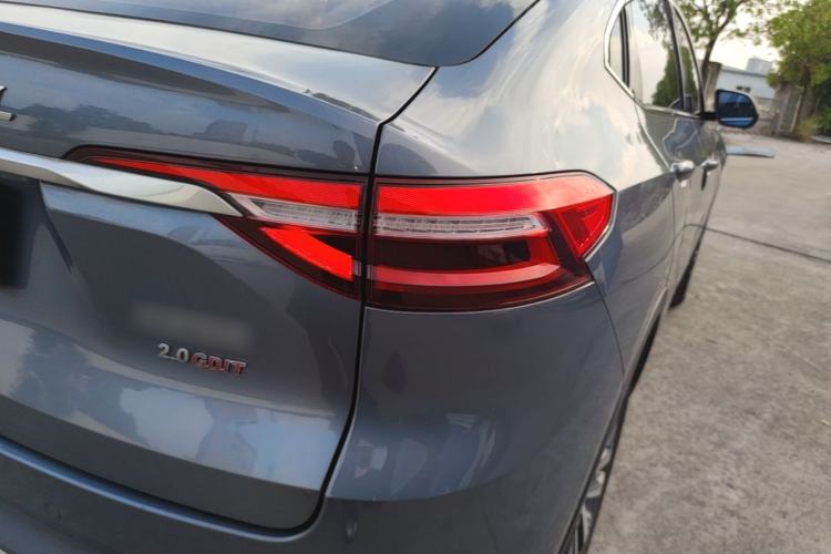 Used Haval F7x 2019 2.0T Four-Wheel Drive Performance Edition Right Rear Taillight
