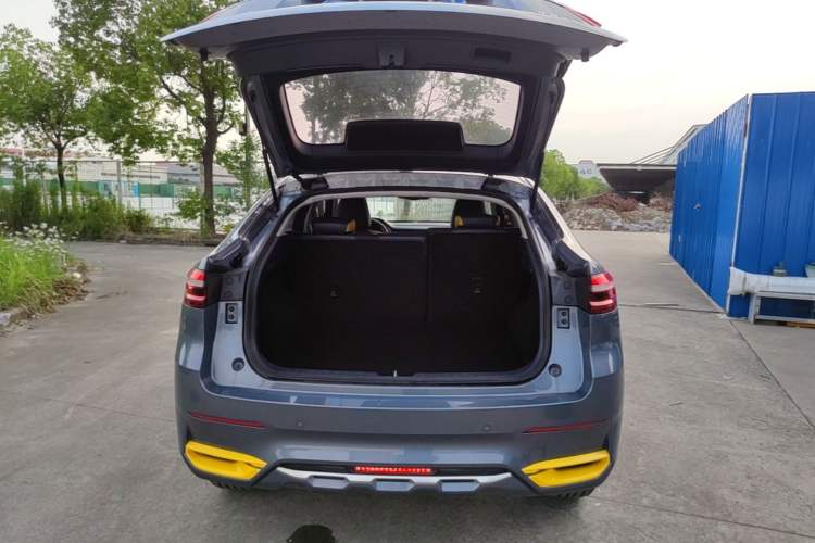 Used Haval F7x 2019 2.0T Four-Wheel Drive Performance Edition Trunk