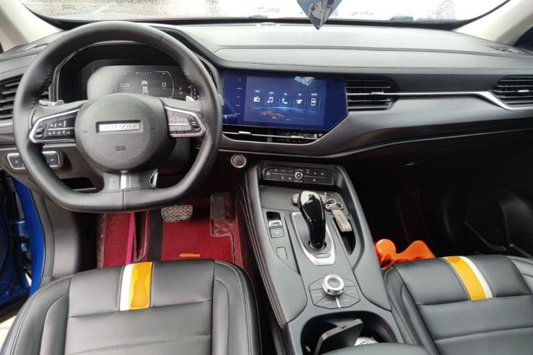 Used Haval F7x 2019 1.5T Two-Wheel Drive Smart & Trendy Edition Center Console