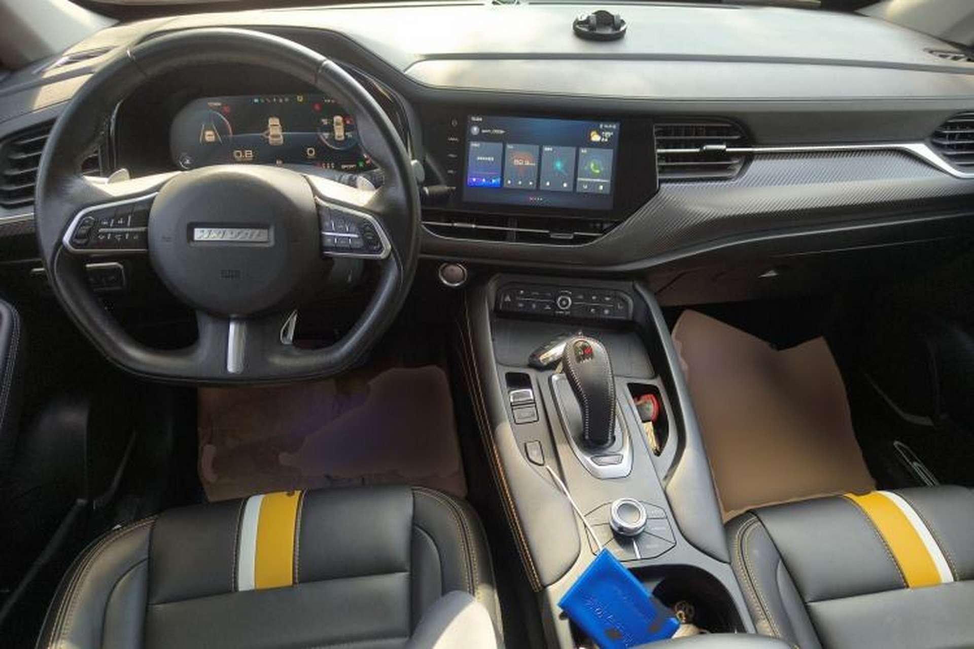 Used Haval F7x 2019 2.0T Two-Wheel Drive Intelligent Technology Edition Center Console