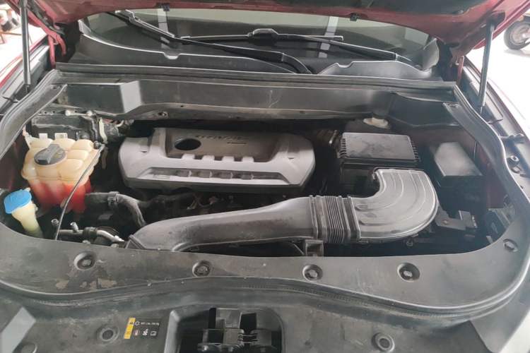 Used Haval F7x 2019 2.0T Four-Wheel Drive Intelligent Sport Edition Engine Bay