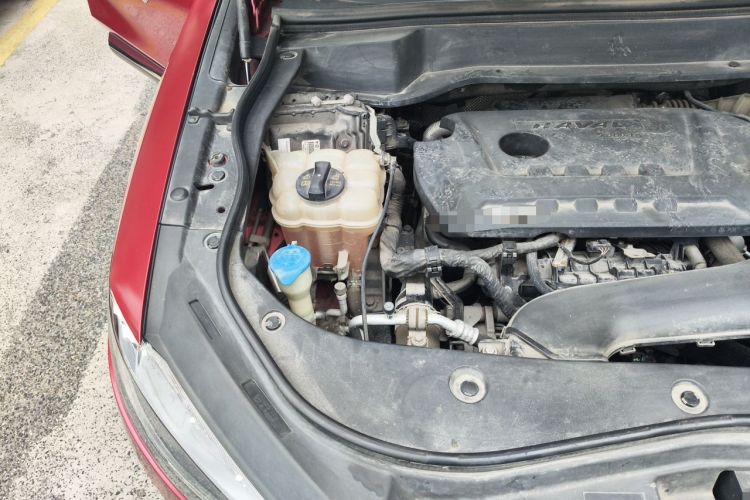 Used Haval F7x 2019 2.0T Four-Wheel Drive Intelligent Sport Edition Engine Bay Right