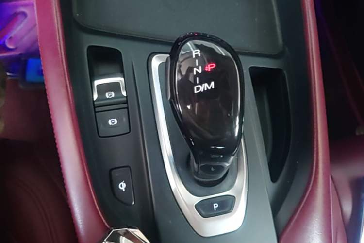 Used Haval F7x 2019 2.0T Four-Wheel Drive Intelligent Sport Edition Gear Lever
