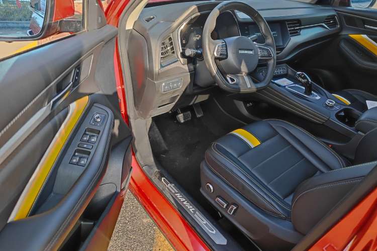 Used Haval F7x 2019 2.0T Four-Wheel Drive Intelligent Sport Edition Interior 4